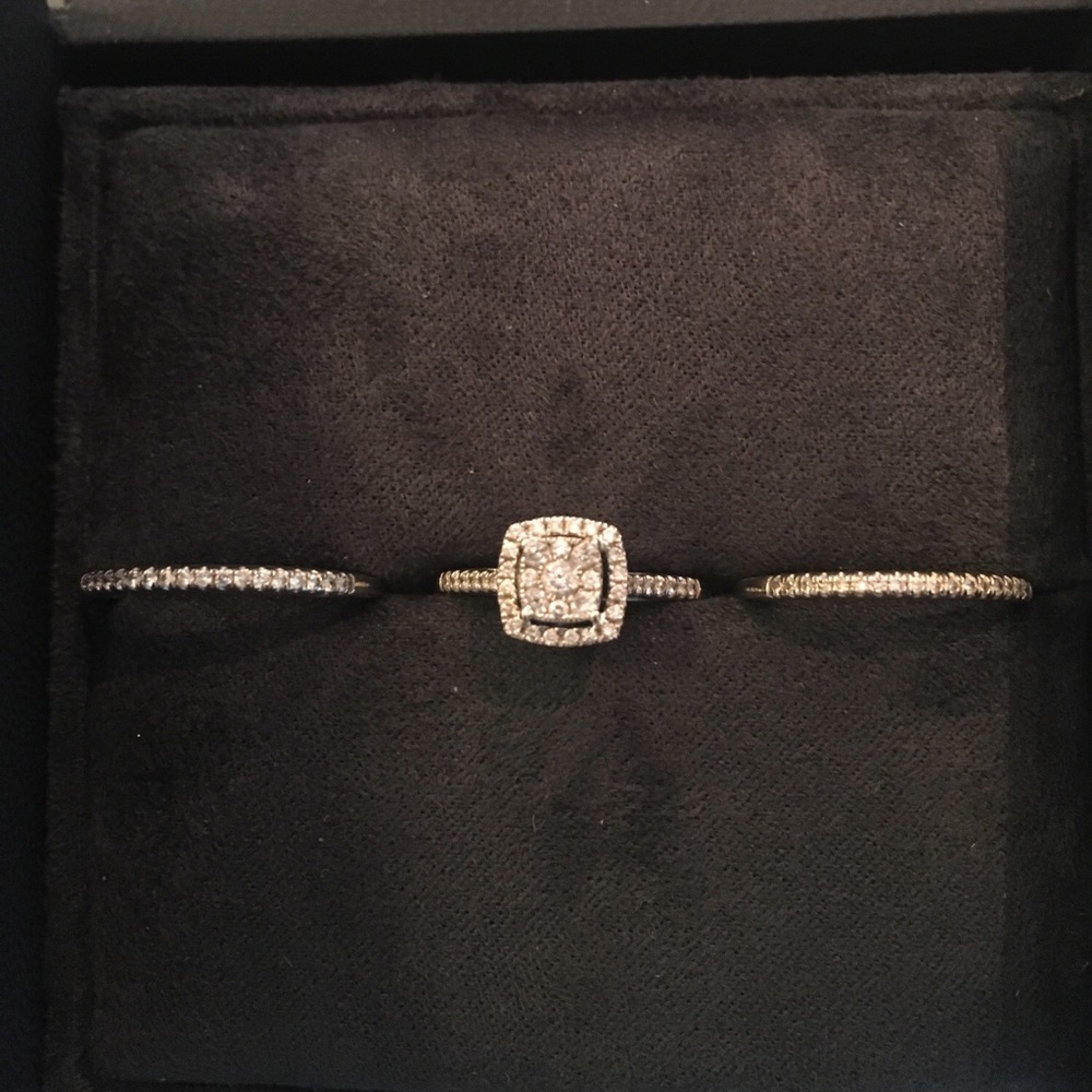 Engagement ring set
